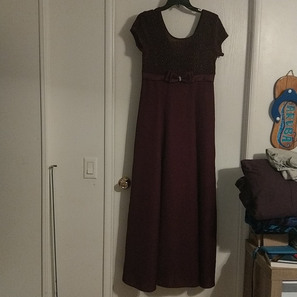 Von Bramlett Eggplant Gown Size 10 Dress